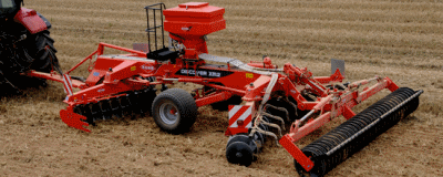 二級建造師考試知識點(diǎn)：無機(jī)結(jié)合穩(wěn)定料的拌合(人工)